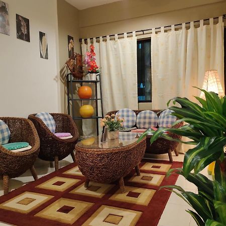 シャー・アラムDe Cozy Corner Suria Rafflesia Setia Alamアパートメント エクステリア 写真